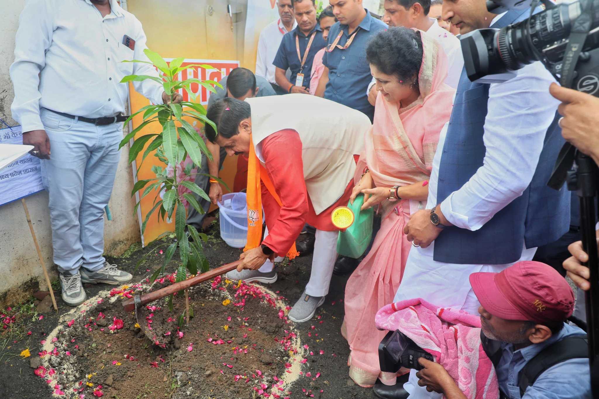 प्रधानमंत्री मोदी के आह्वान पर मध्य प्रदेश में लगेंगे 5.50 करोड़ पौधे : मोहन यादव